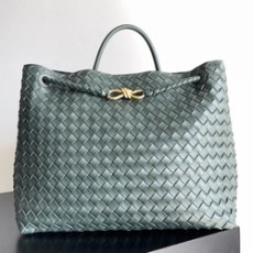 보테가 베네타 라지 안디아모 42